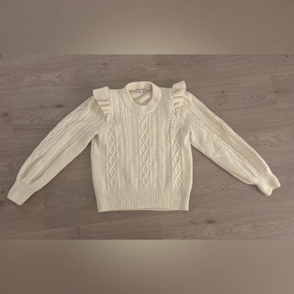 Madewell Hollydene Ruffle-Shoulder Pullover Sweater in Antique Cream